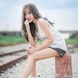 美女是日韩混血儿视频